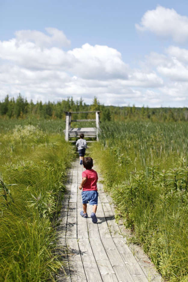 Gardenista contributor Christine Chitnis heads out for a beach stroll with her kids.