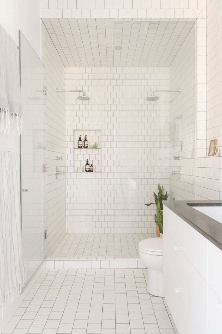 This double shower stall has not one, but two niches. Photograph courtesy of Elizabeth Roberts, from A Whole-House Overhaul in Brooklyn with a High/Low Mix.