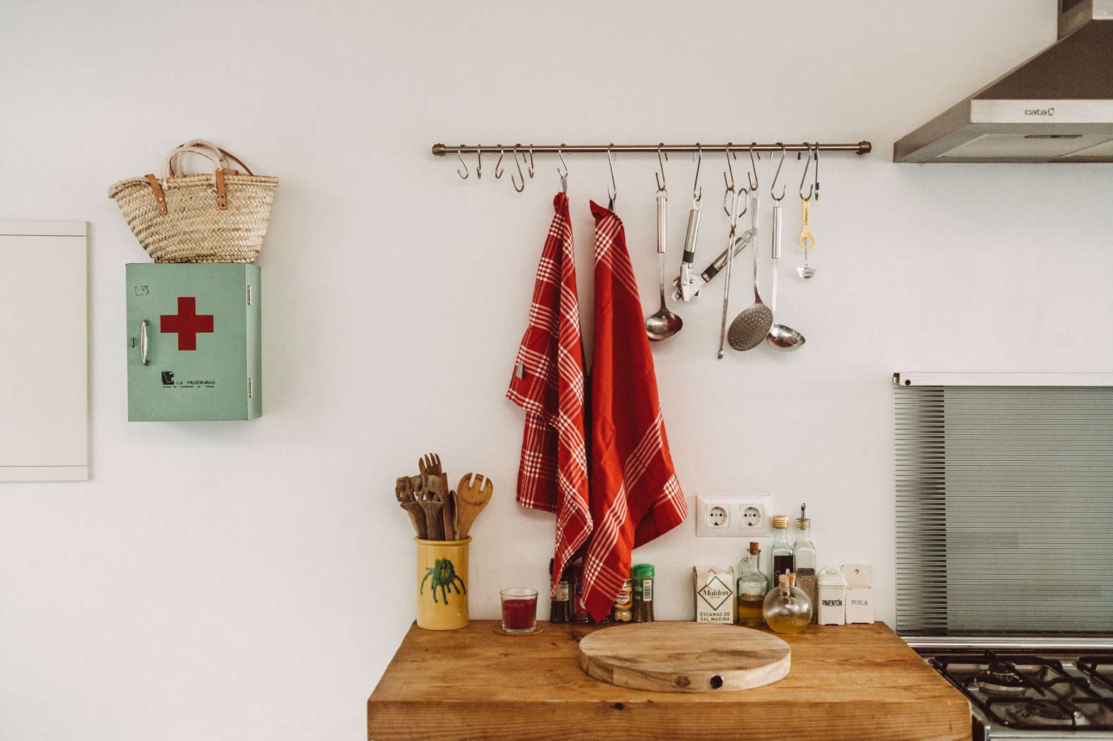 Ikea hanging rail at Townhouse A, a kitchen design by Quintana Partners