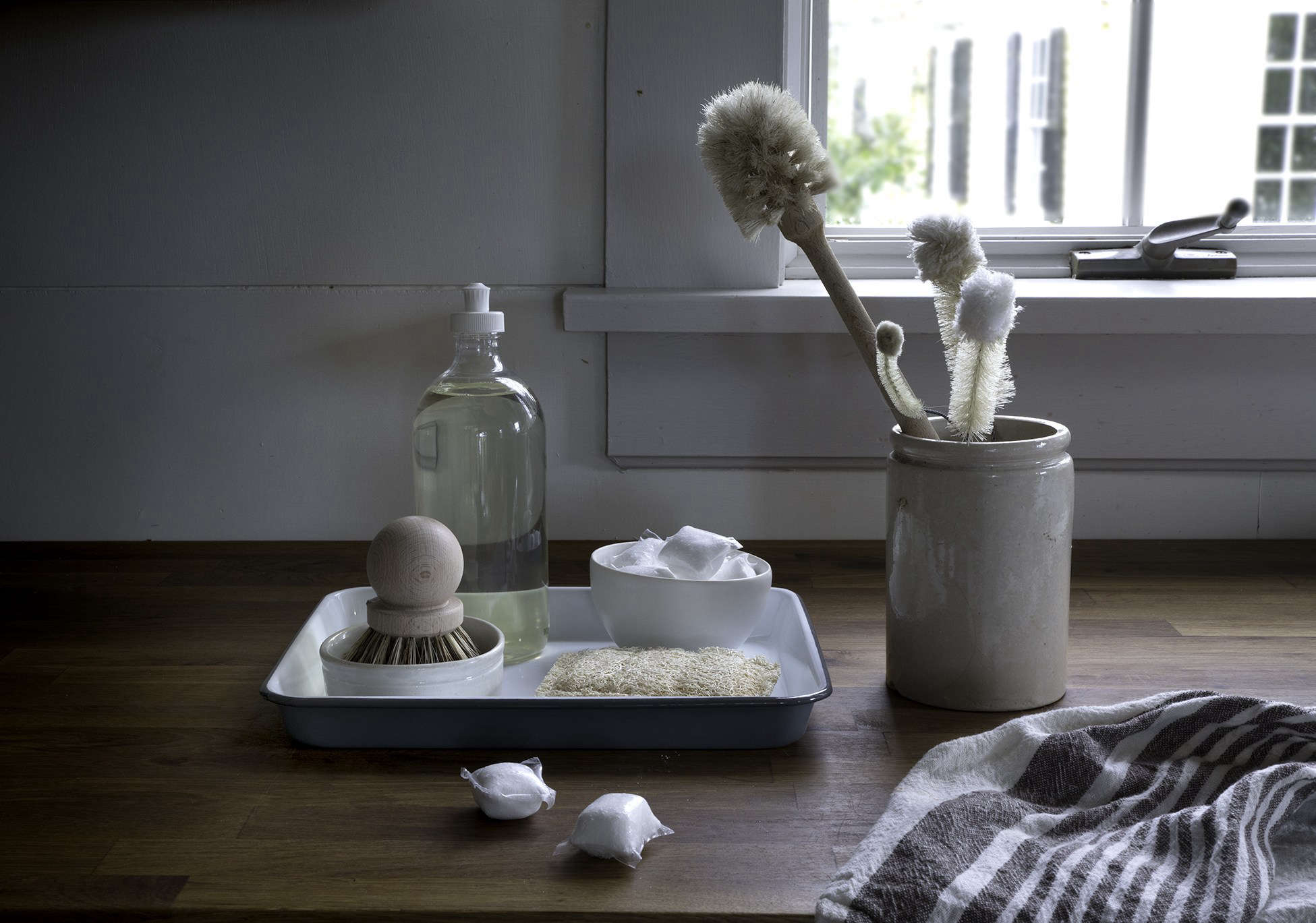 Remodelista Storage Book Kitchen Tray Photo Justine Hand