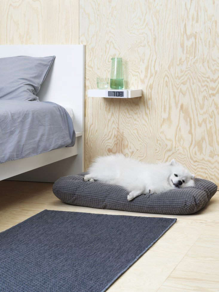 Ikea Lurvig dog/cat bed.