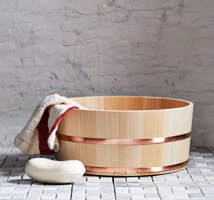 Japanese hinoki wood bath buckets high and low