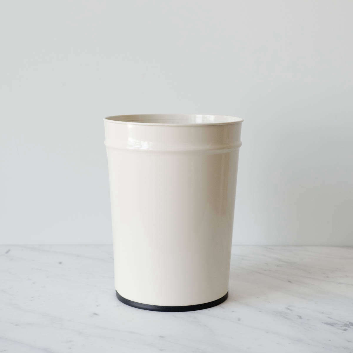 Bunbuku of Japan wastebasket from Mur Lifestyle.