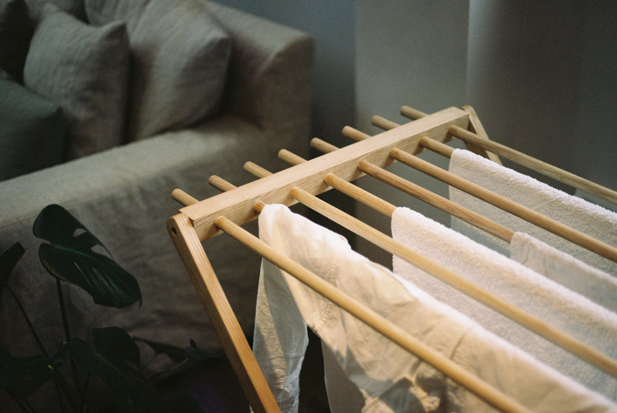 lay flat clothes drying rack